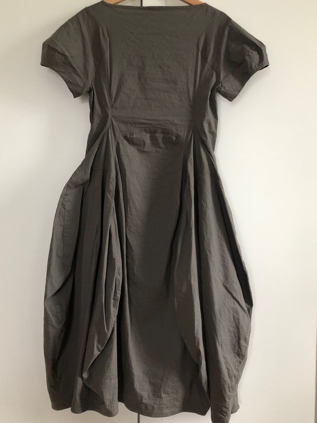 Rundholz Vestiti: Rundholz Kleid, Ash, M – Nuovo e nell'imballaggio originale da Erlenbach ZH venduto da verbena_mint 4