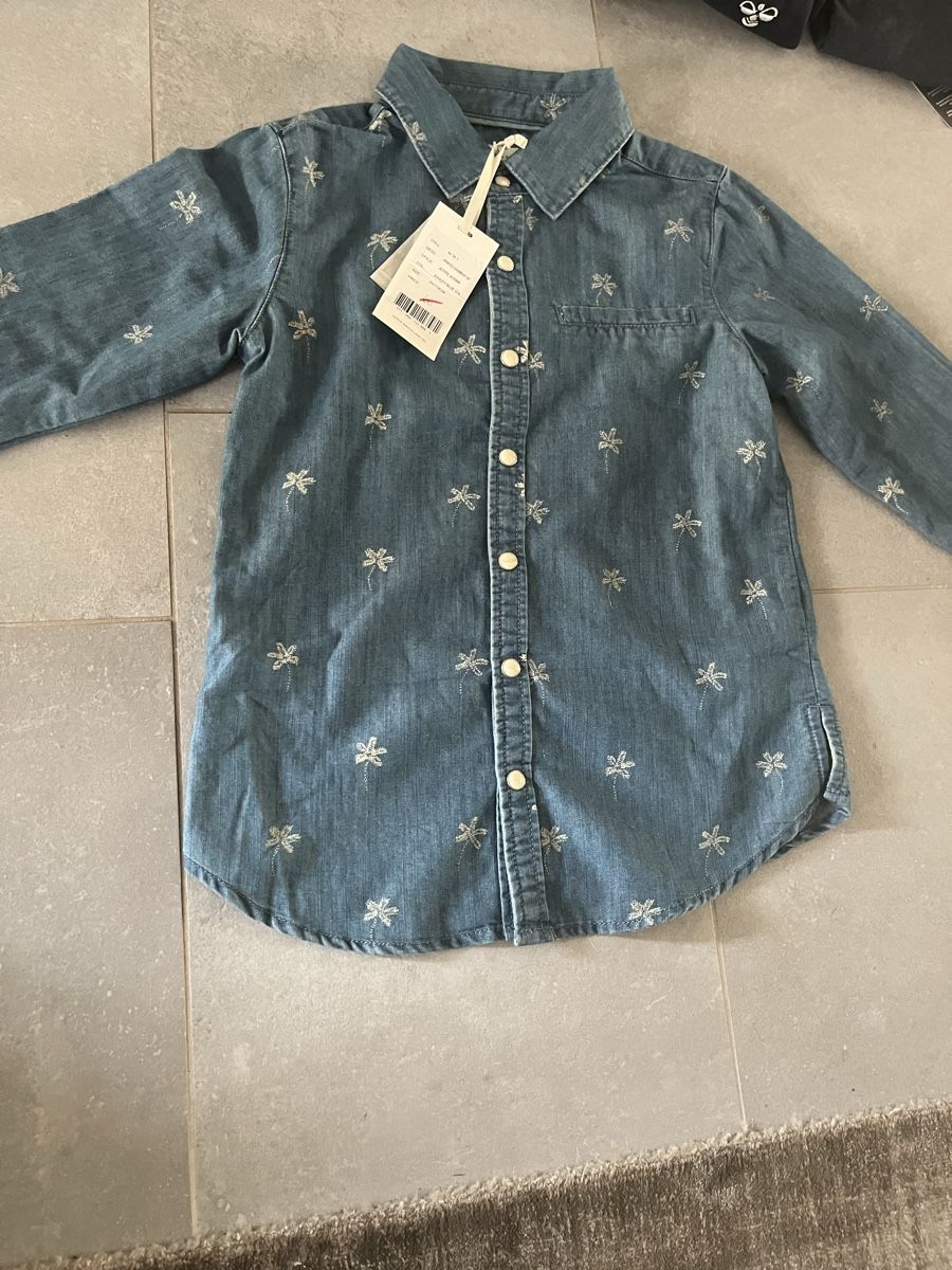 Camicie, T-shirt & Polo: Coole Jeanshemd mit Libellenmuster, Gr.116, neuwertig – Nuovo e nell'imballaggio originale da Lachen SZ venduto da edi_ty2n