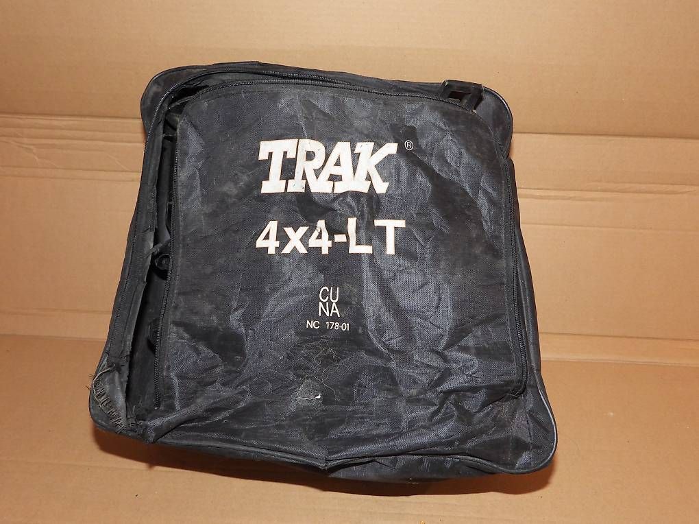 Catene da neve: TRAK 4x4-LT52 Schneeketten – Usato da Schwyz venduto da Las.Vegas.666