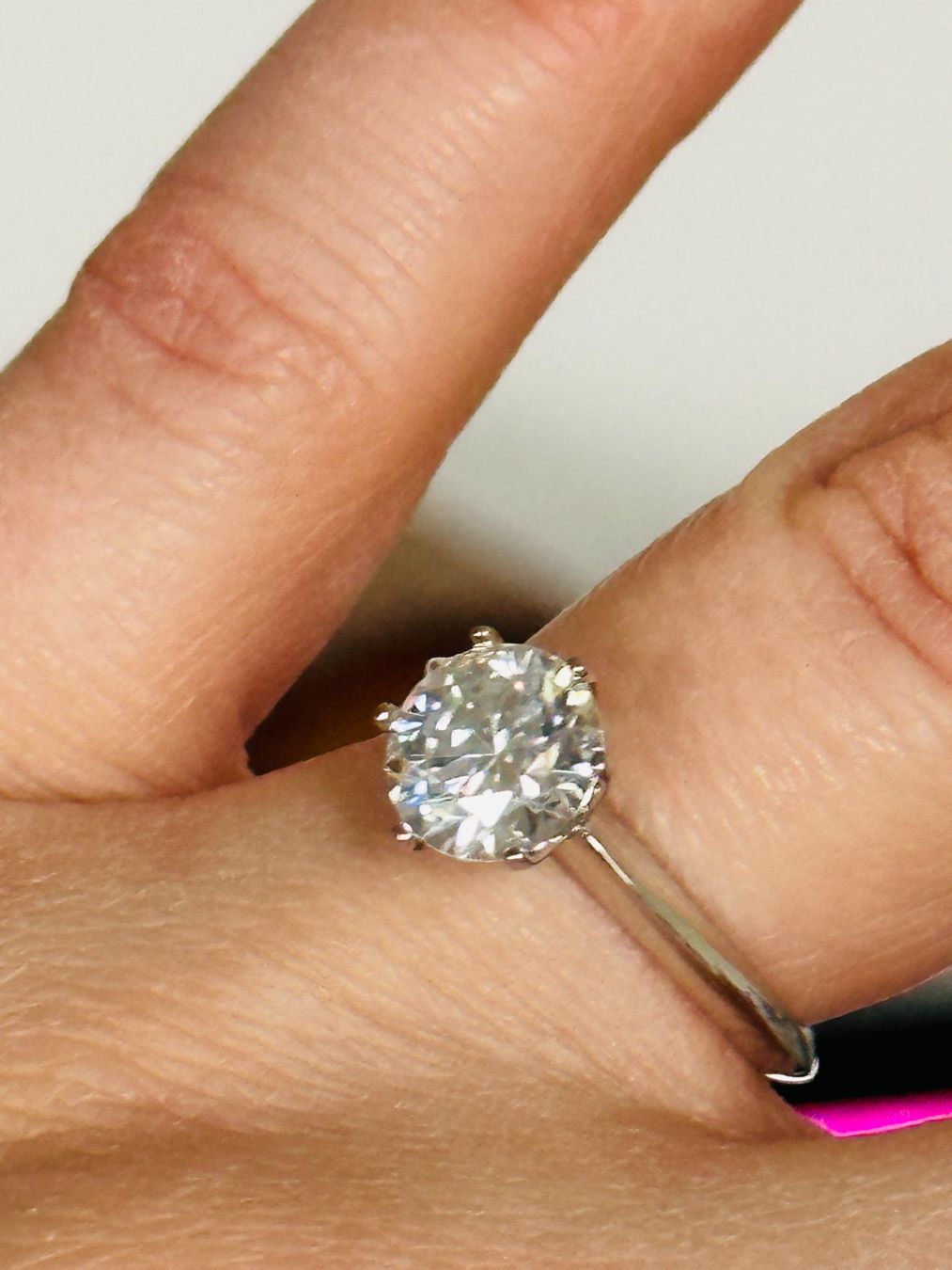 Anelli: 8MM 2CT VVS1 WHITE COLOUR Moissanite ring with Certificate – Nuovo e nell'imballaggio originale da Genève venduto da AGBERG 4