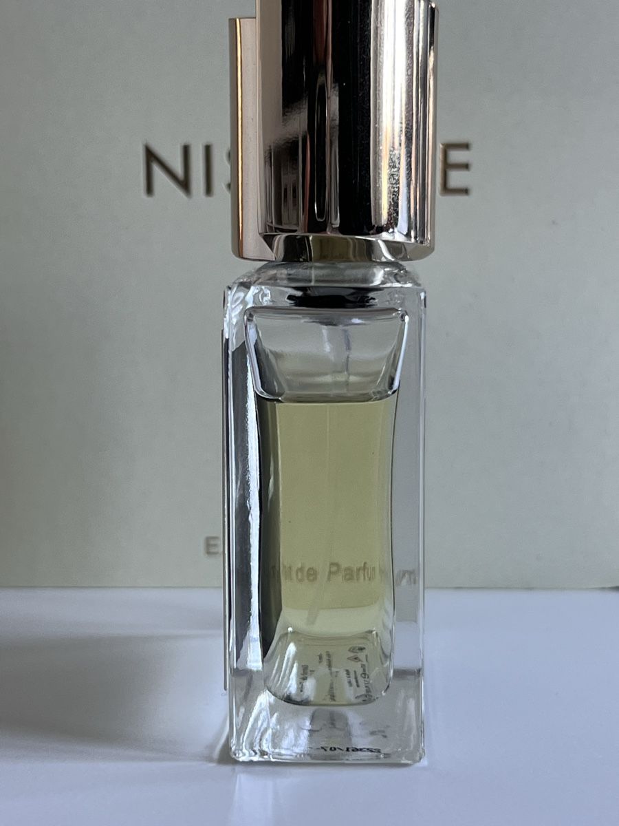 Nishane Profumi & Eau de Toilette: Nishane Wulong Cha Extrait de Parfum, 50ml – Usato da Bern venduto da p.hugentobler 1