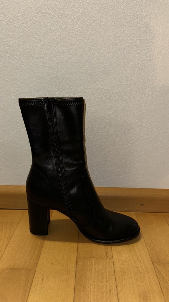 Scarpe da donna: Stiefel – Nuovo (secondo la descrizione) da Riehen venduto da 4125 2