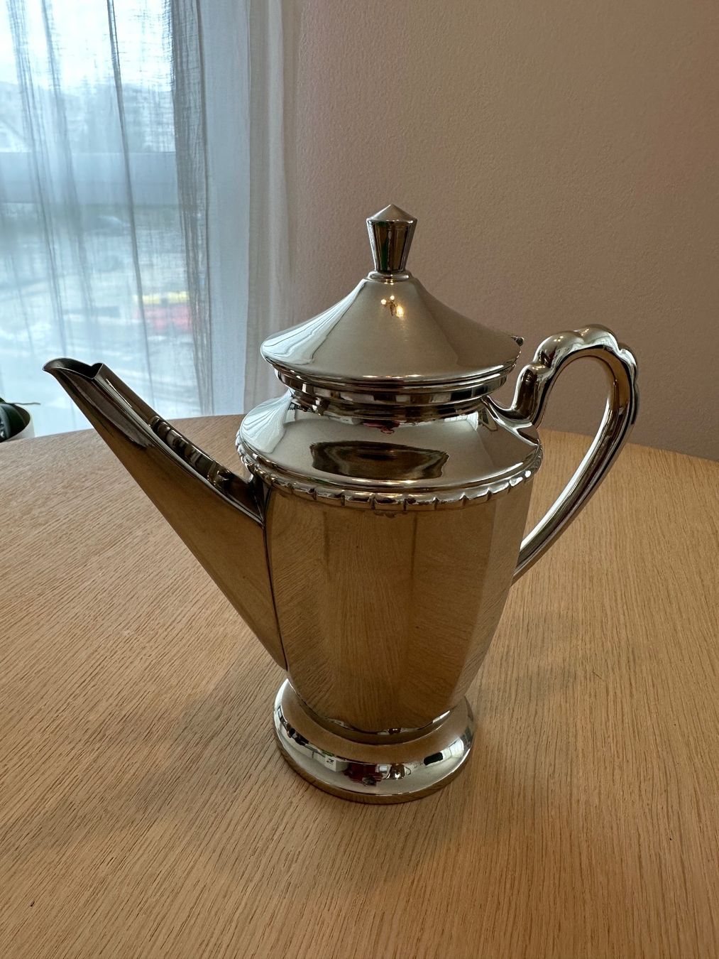 Geschirrsets: F&W - Antike Kaffee Kanne 105 cl – Gebraucht aus Horgen von flyingpenguin2000