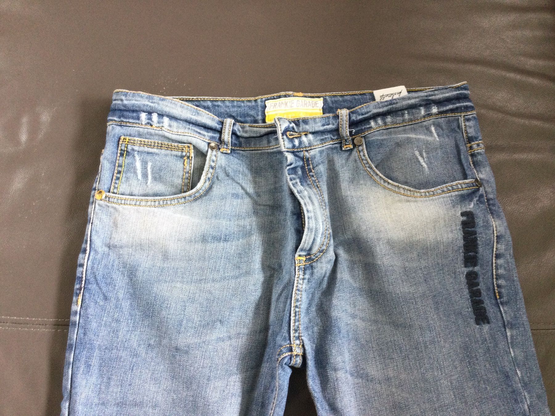 Pantaloni: Jeans-Bermuda FRANKIE GARAGE – Usato da Horw venduto da Benny017 1