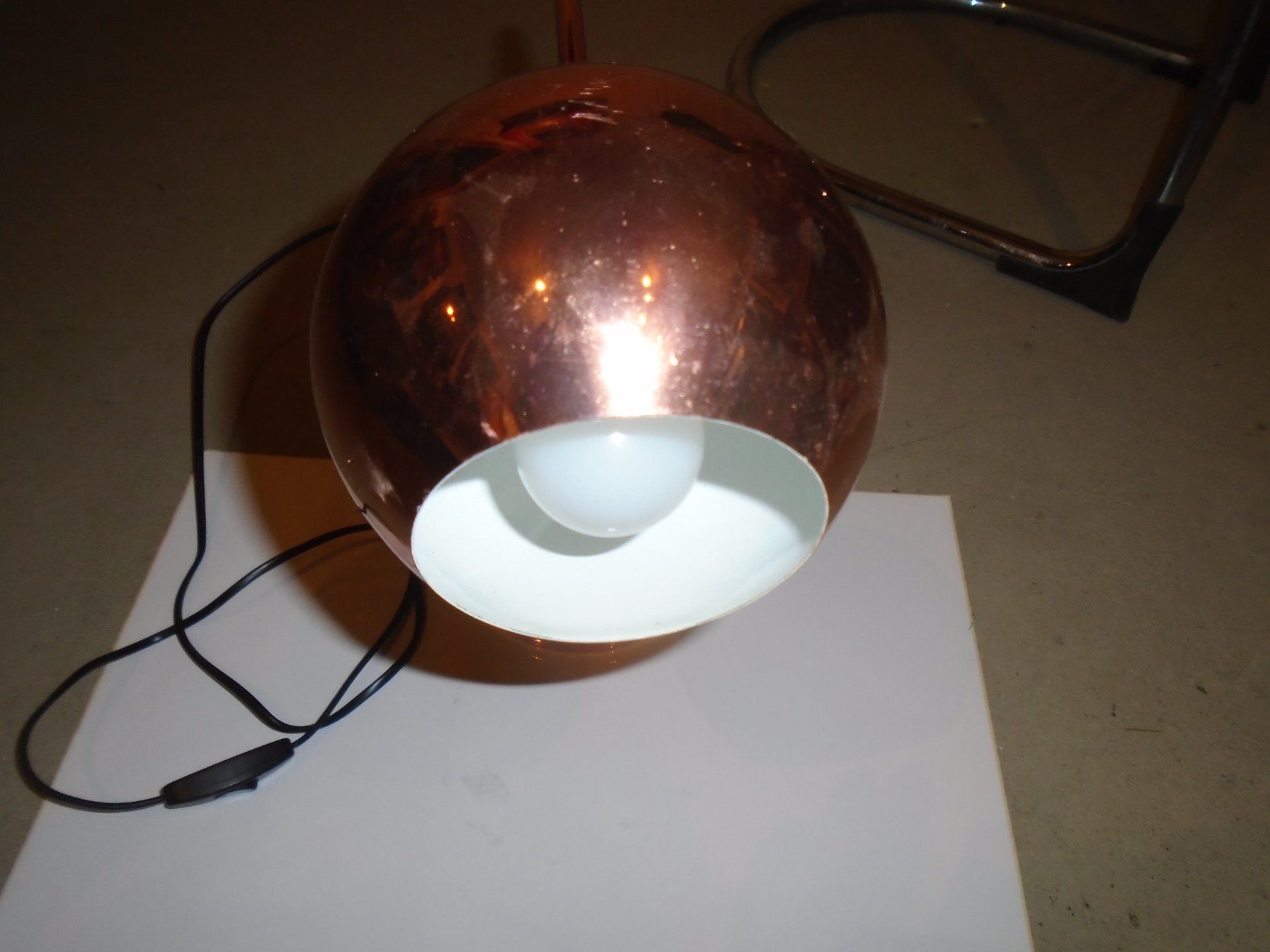 Lampade: Kupferfarbene Tischlampe – Usato da Niederlenz venduto da Cedros58 2