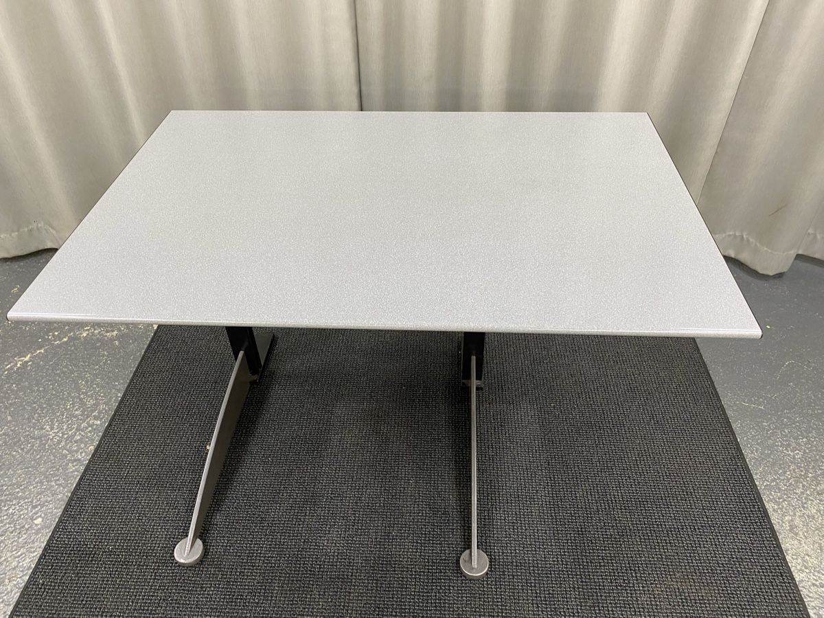 Scrivanie: Schreibtisch  – Usato da Hägglingen venduto da Karin0802 1