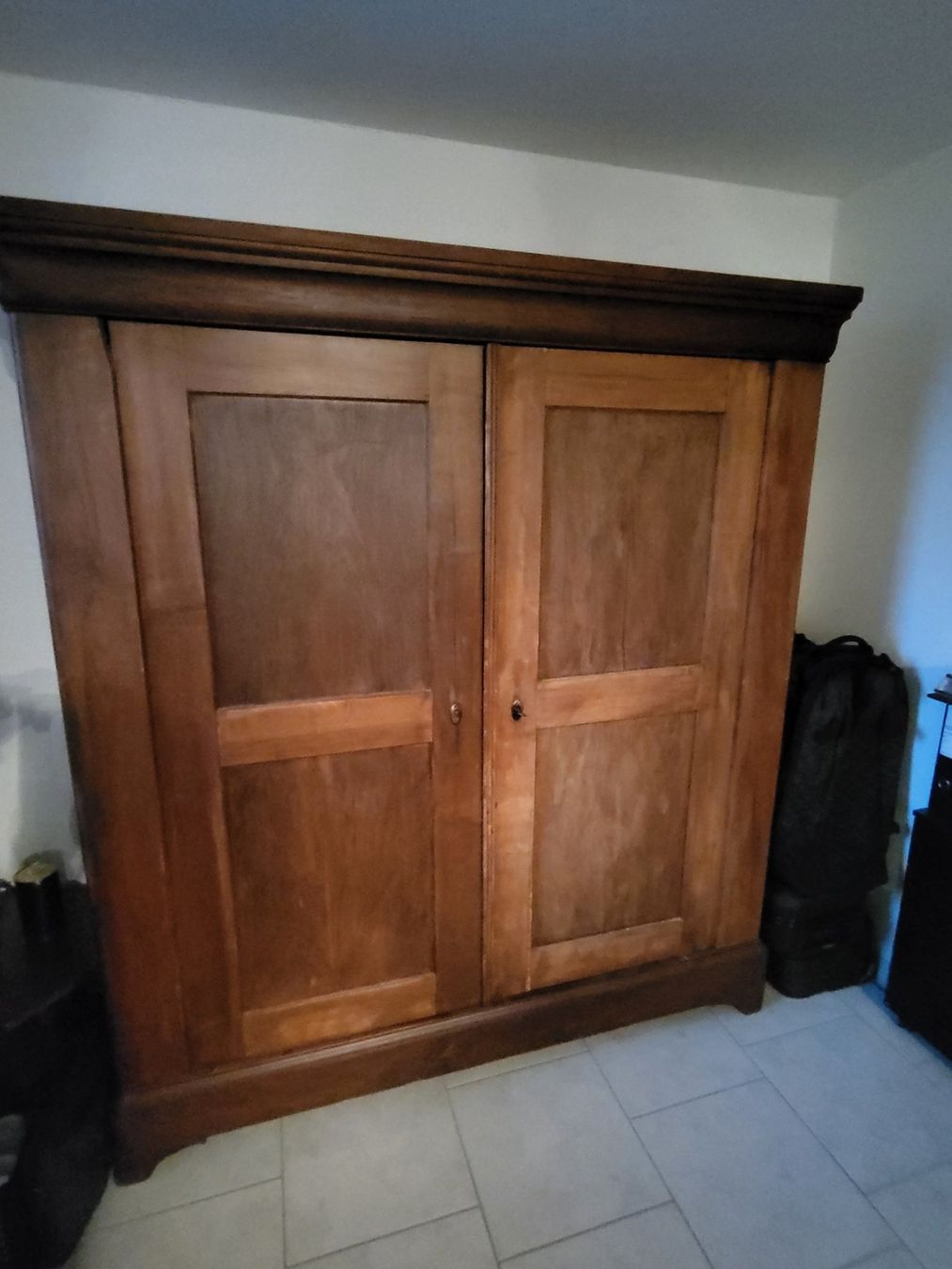Armadi: Antiker Holzschrank – Usato da Rümlang venduto da Turrin 7