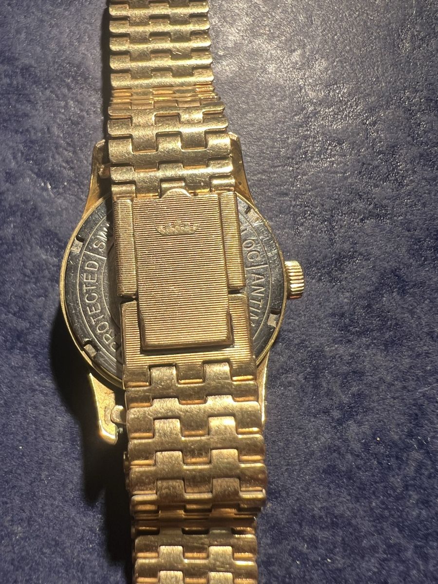 Certina Montres: Certina Uhr 40/50 Jahre – D'occasion à Laufen par groove60 7