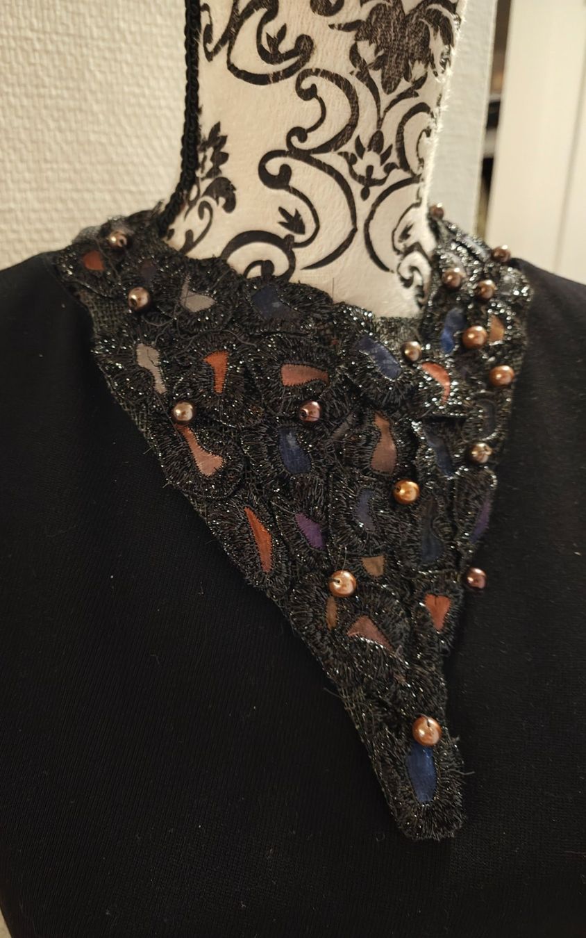 Colliers: elegante Stoffkette – Neuf (Voir description) à Schaffhausen par sim_j822 1