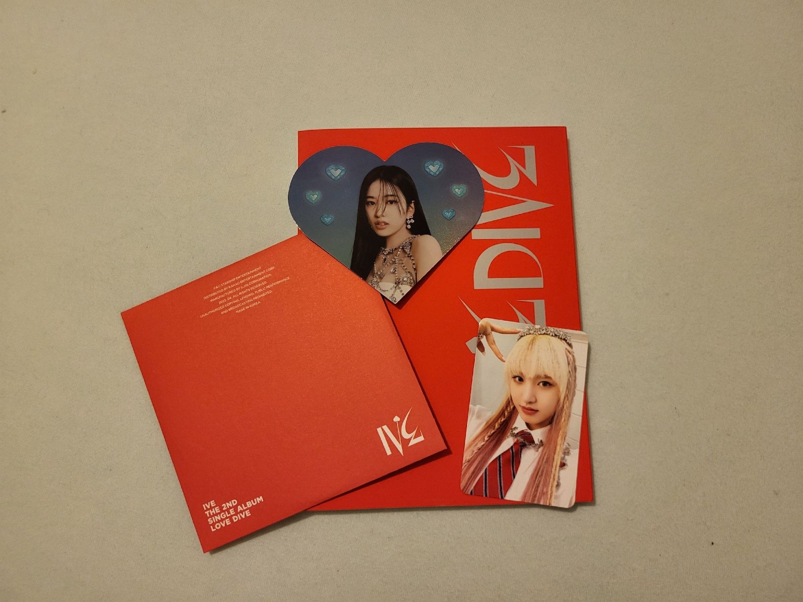 CD: Ive Love dive Album – Usato da Luzern venduto da lostkpopstan