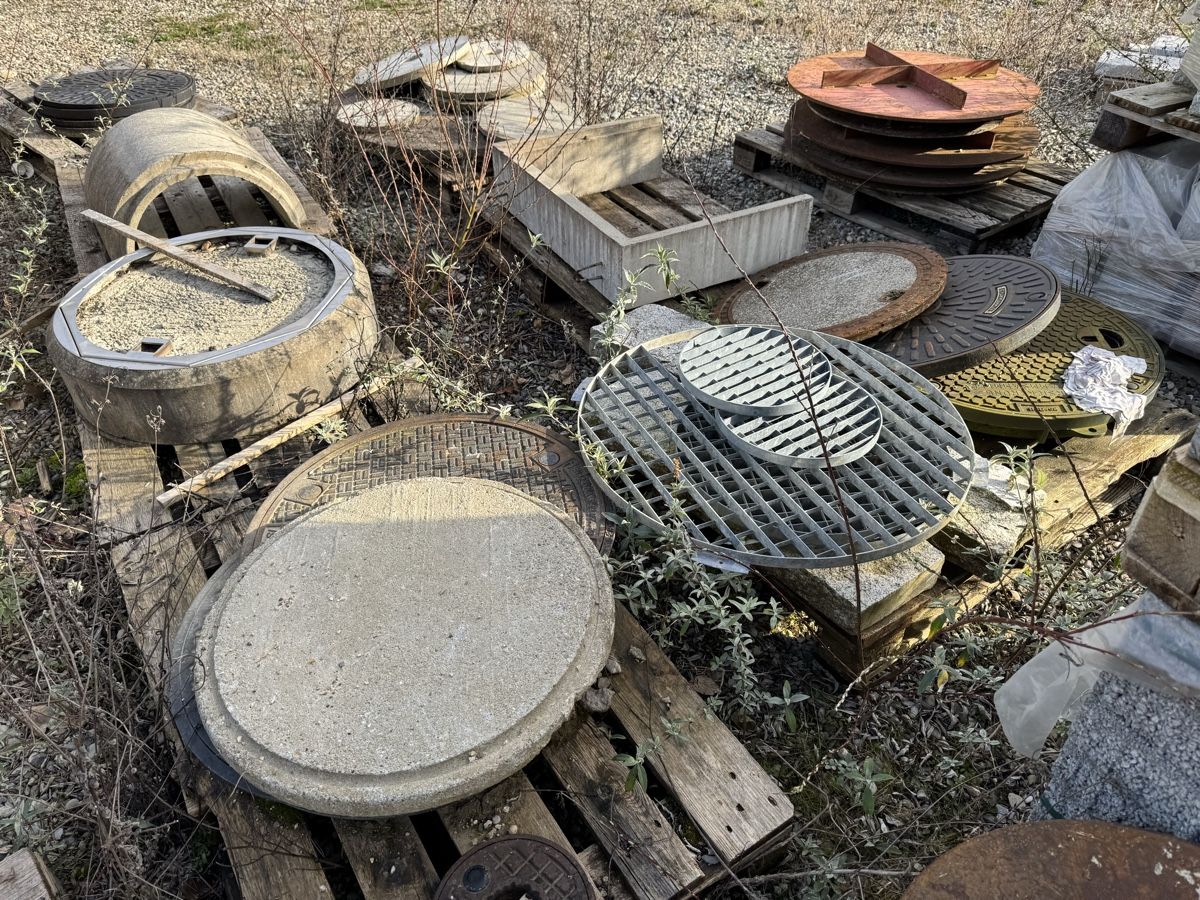 Rivestimenti per pavimenti: Diverse Betonbodenbeläge – Nuovo (secondo la descrizione) da Aesch BL venduto da strawberry. 8