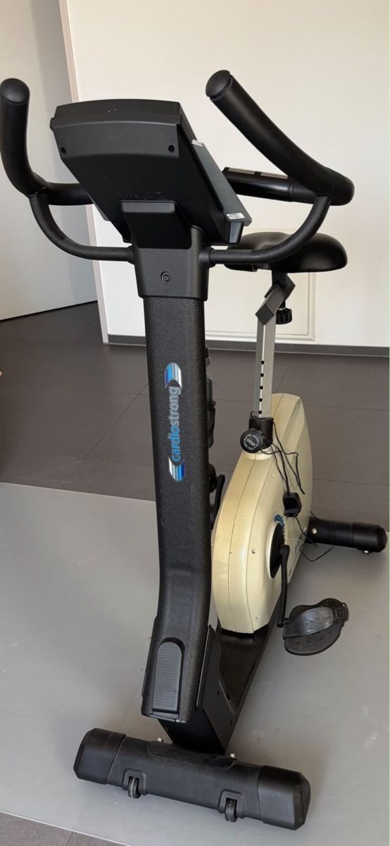 Hometrainer: Hometrainer – Gebraucht aus St. Gallen von lianhedoniast 1