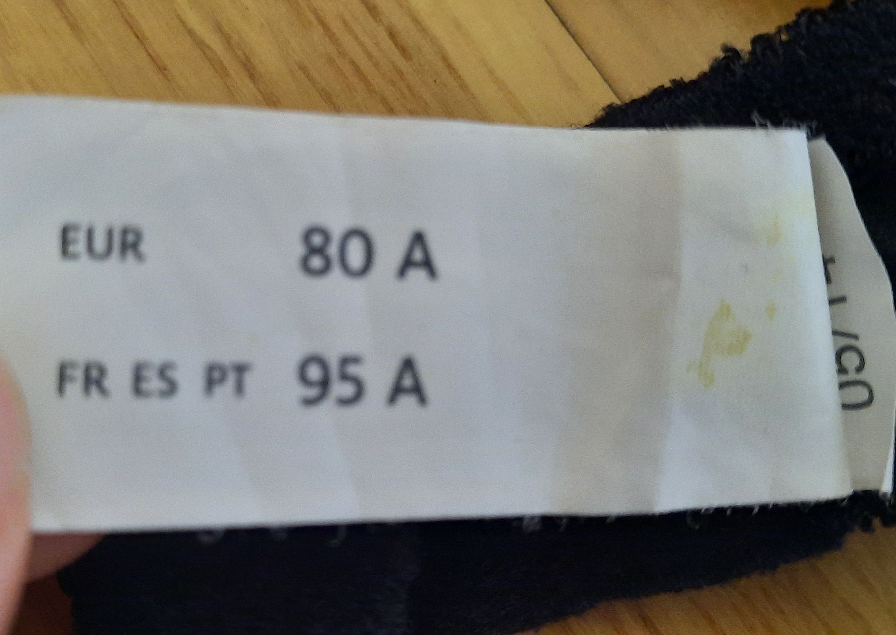Sonstige Unterwäsche: ***C&A*** Lingerie BH Gr 80A – Gebraucht aus Wädenswil von H2H_Secondhandshop 3
