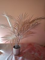 neu: Künstliche Palme in Silberrosé im Topf