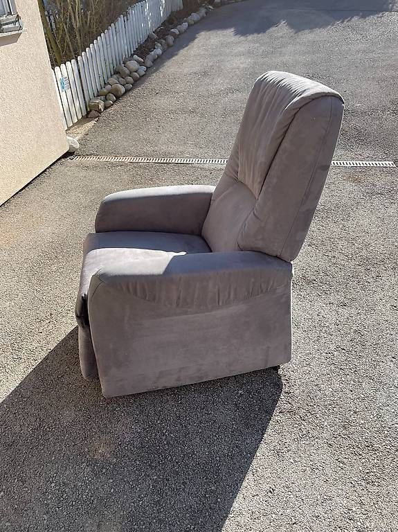 Poltrone: Fauteuil  électrique  – Usato da Boveresse venduto da jck_f8bj 3