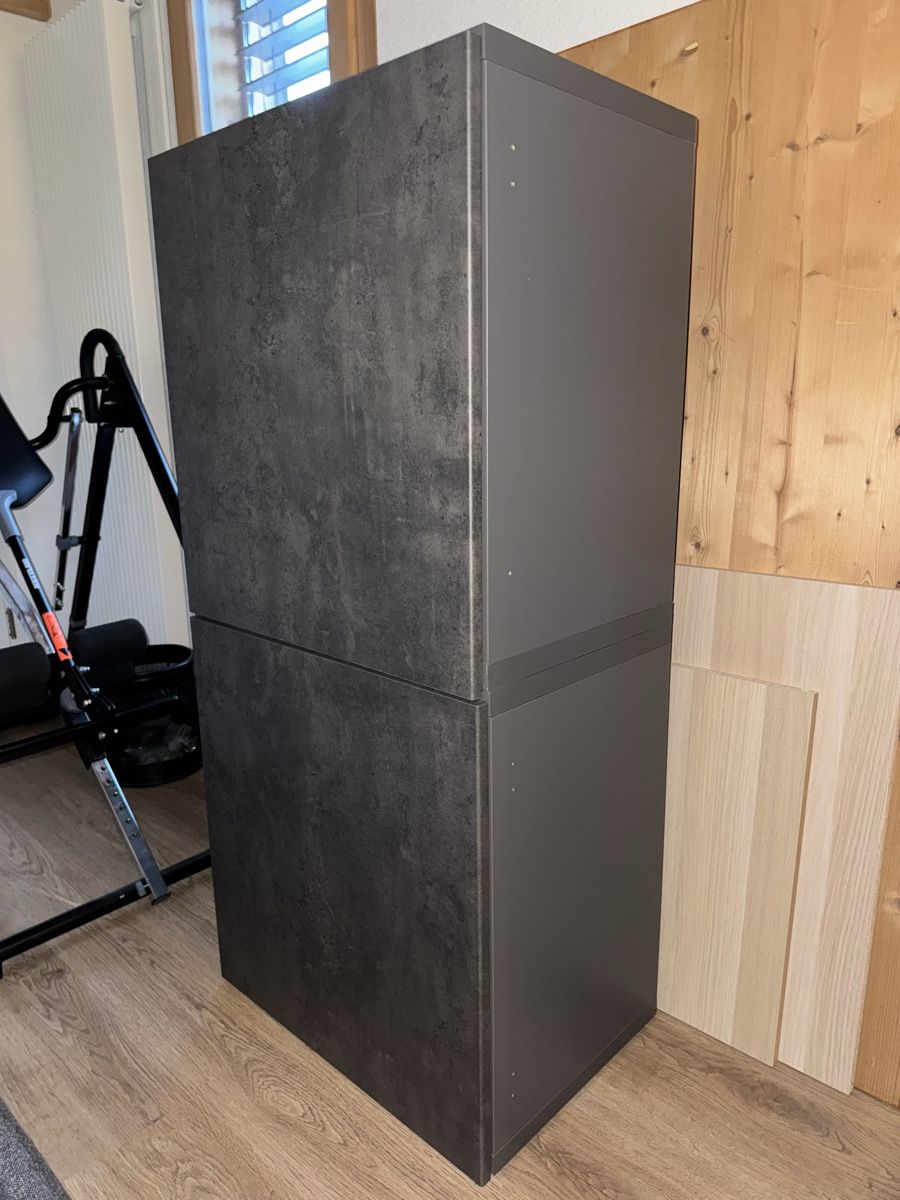 Ikea Scaffali: 2 IKEA BESTA, grau/marmor – Usato da Effretikon venduto da jas_92ls 1
