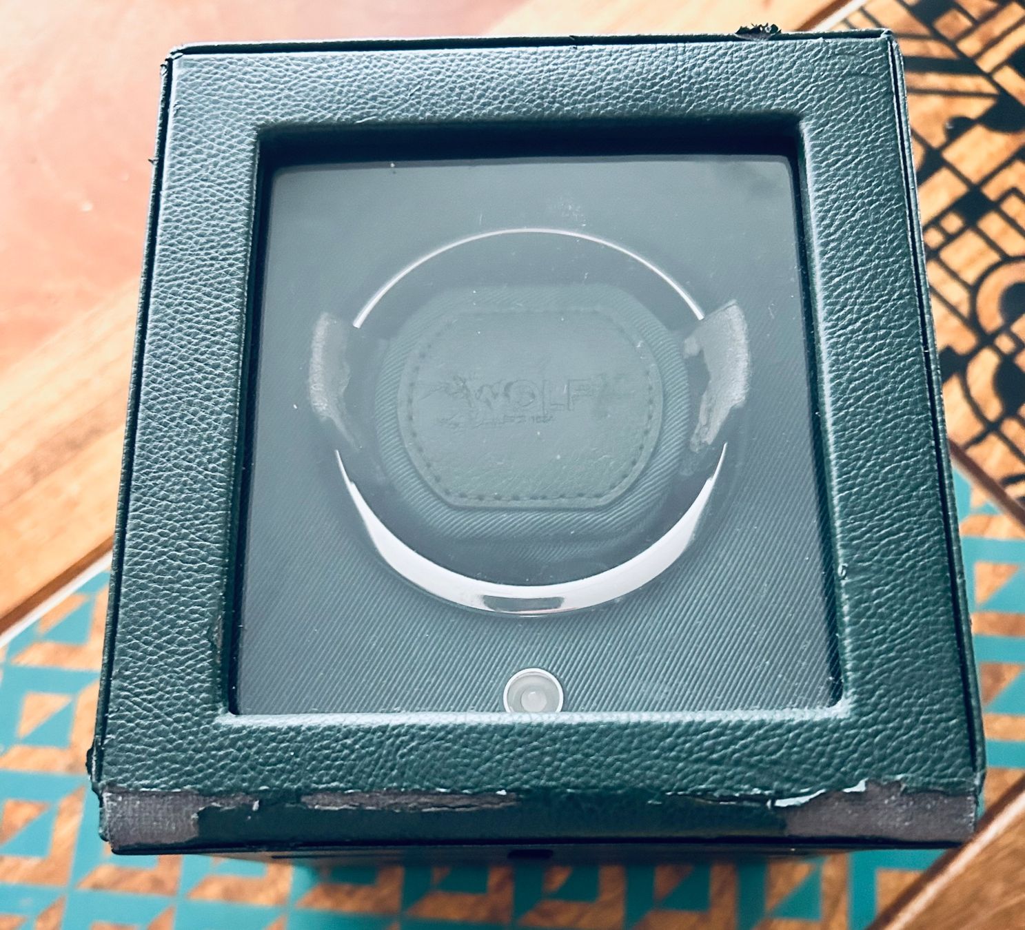 Orologi: Uhrenbeweger WOLF. Watch Winder CUBE – Usato da Bülach venduto da Snip4u