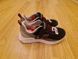 !! NEU !! Turnschuhe Snkeakers Sketchers 34