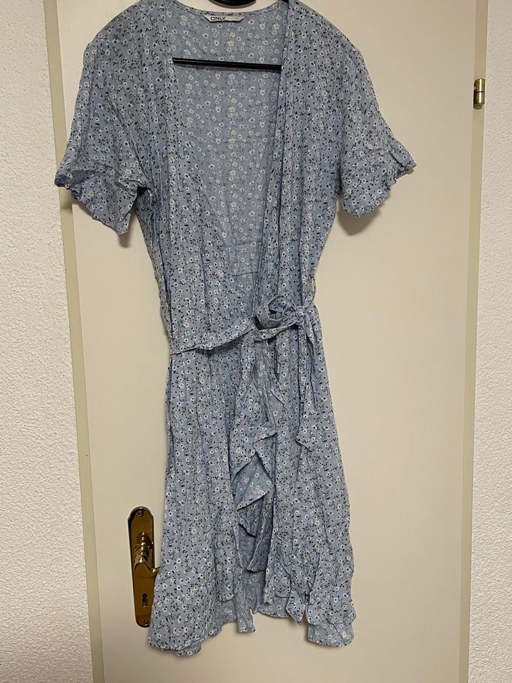 Only Vestiti: Only Kleid 40 Grösse – Usato da Tägerwilen venduto da makcode09