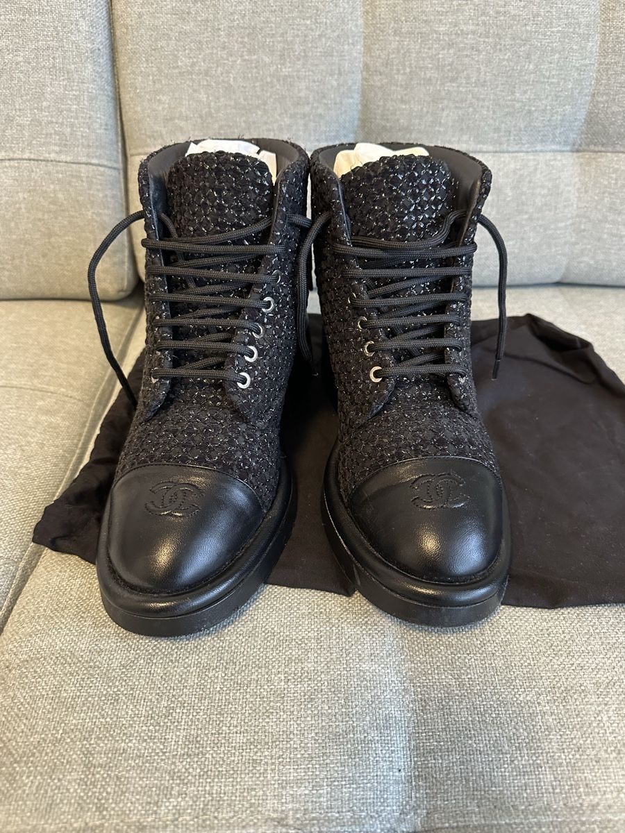 Chanel Scarpe da donna: Chanel boots , 40c – Nuovo (secondo la descrizione) da Küssnacht am Rigi venduto da hor_dpb7 1
