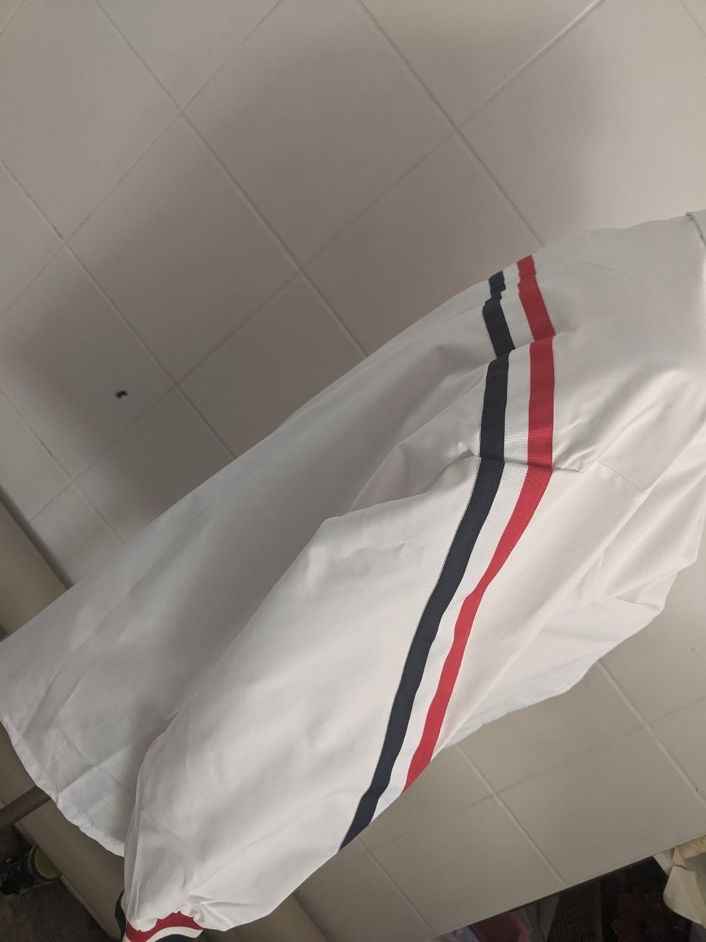 Tommy Hilfiger Pantaloni: Hilfiger Damenhose dazu passende Bluse – Nuovo (secondo la descrizione) da Langnau am Albis venduto da Judithsebi 7