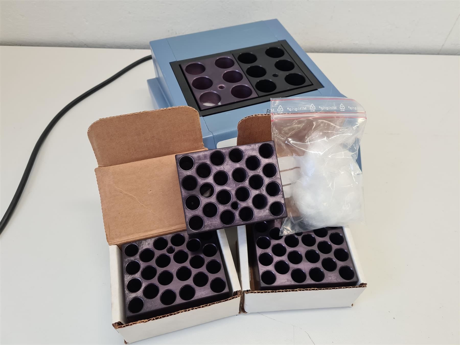 Accessori da laboratorio: Stuart SBH200D Block Heater, 2 Block – Usato da Niederdorf venduto da LeptonAG_Labor 7