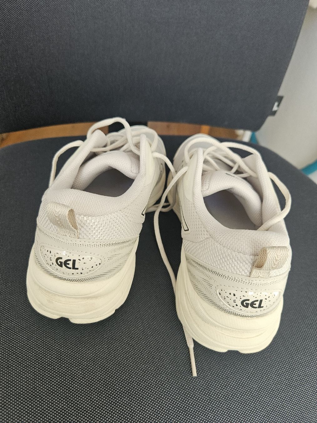Asics Herrenschuhe: Asics Sneaker – Gebraucht aus Rorschacherberg von Oberhaupt79 1