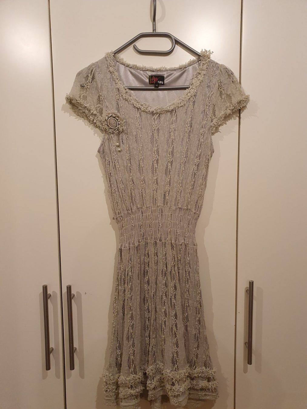 Vestiti: Kleid Yumi Gr. M beige – Usato da Heinrichswil venduto da sabi2809