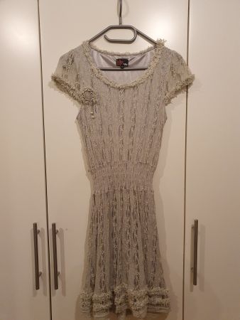 Kleid Yumi Gr. M beige