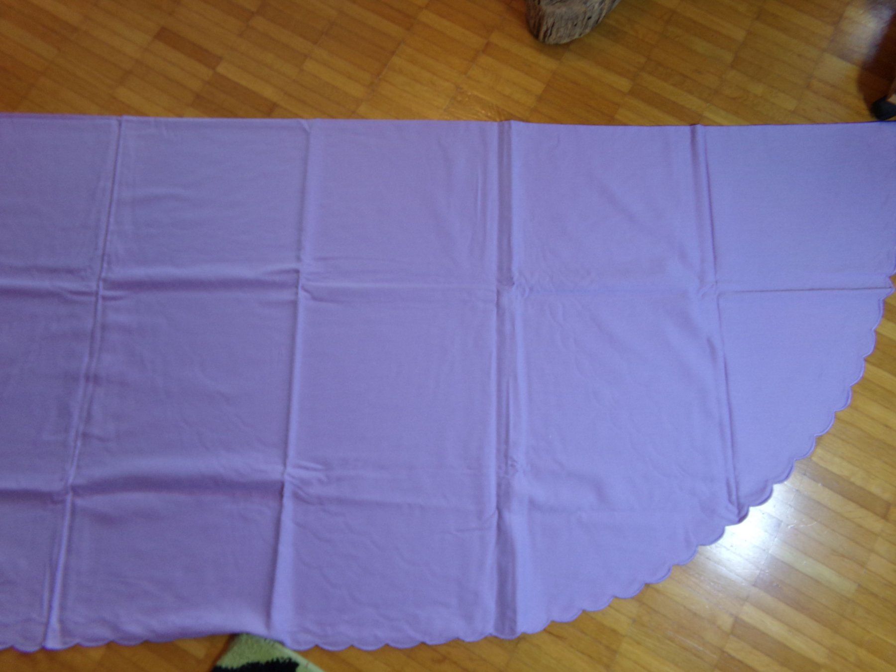 Altra biancheria da tavola: Tischdecke violett oval – Usato da Winterthur venduto da Jessi_di