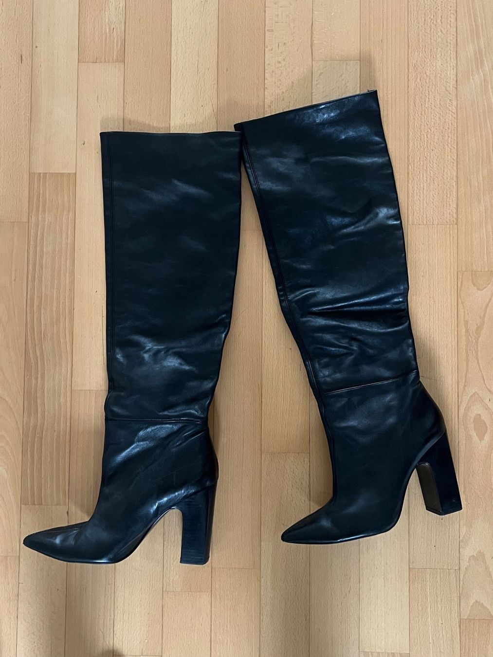 Zara Damenschuhe: Zara Leather Pointed Toe Boots 39 – Gebraucht aus Adliswil von nat_7q7l 1