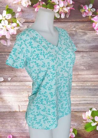 Bio Shirt mit Blumenmuster, helltürkis, Grösse L