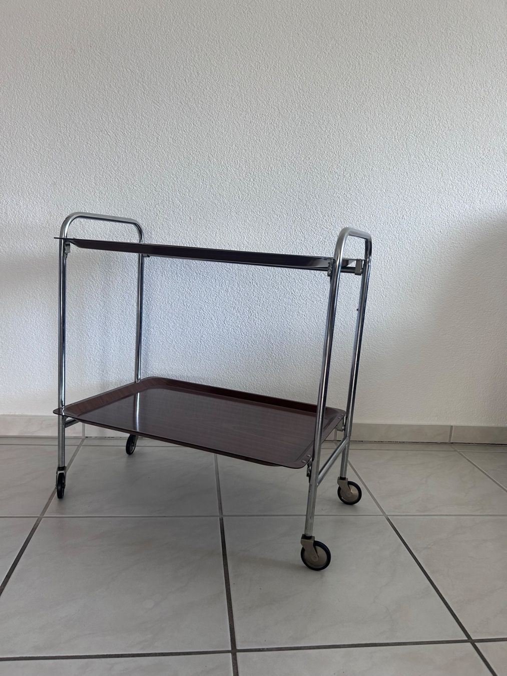 Carrelli di servizio: Servierwagen / Barwagen – Usato da Solothurn venduto da dbmd333 1