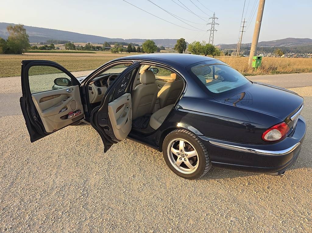 Autos: Jaguar X-Type – Gebraucht aus Wahlen b. Laufen von mic_vn7n 3