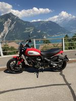 Ducati Icon 800 rot