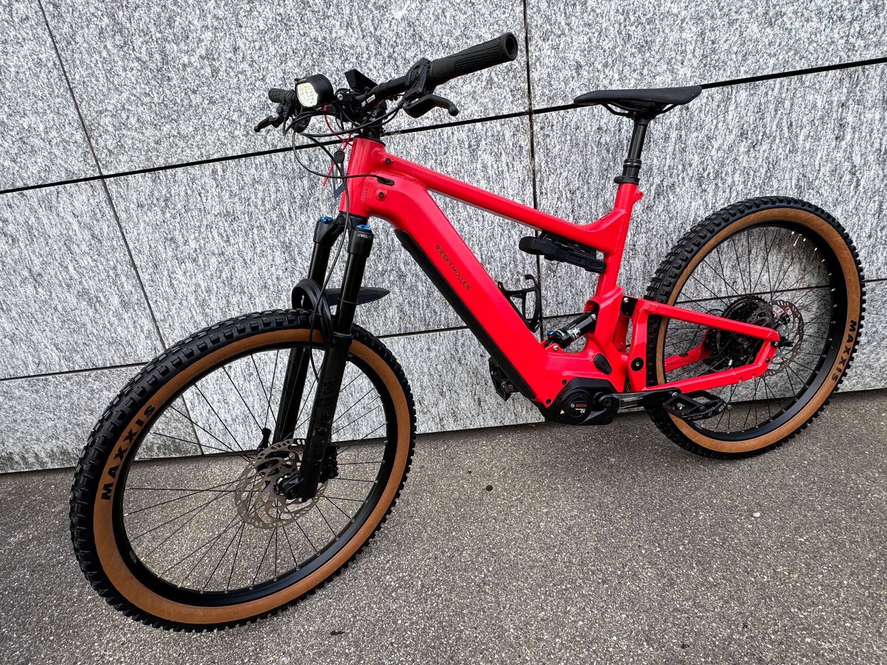 Riese & Müller Biciclette: Riese & Müller Delite Mountain  Bosch Performance Line CX – Usato da Solothurn venduto da Masa7076