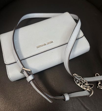 MICHAEL KORS CROSSBODY BAG HELLBLAU