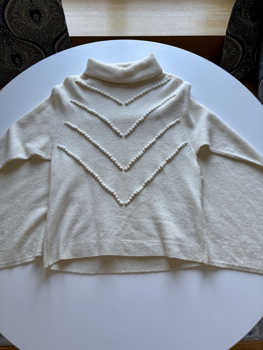 Sandro Sonstige Damenmode: Pullover/Poncho aus Wolle Sandro T2  – Gebraucht aus St. Gallen von maryloewe