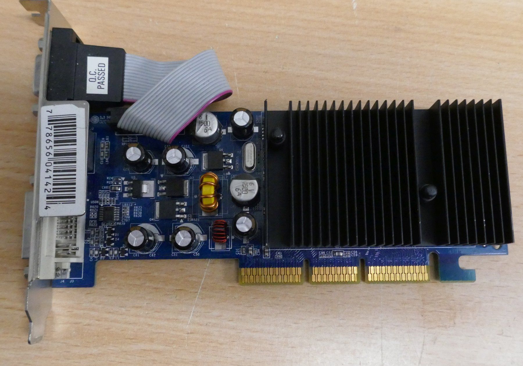 MSI Schede grafiche: Drei alte AGP Grafikkarten – Usato da Wenslingen venduto da FairlightCMI 3