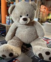 Riesen Teddybär von Migros - Kuschelig und gross!