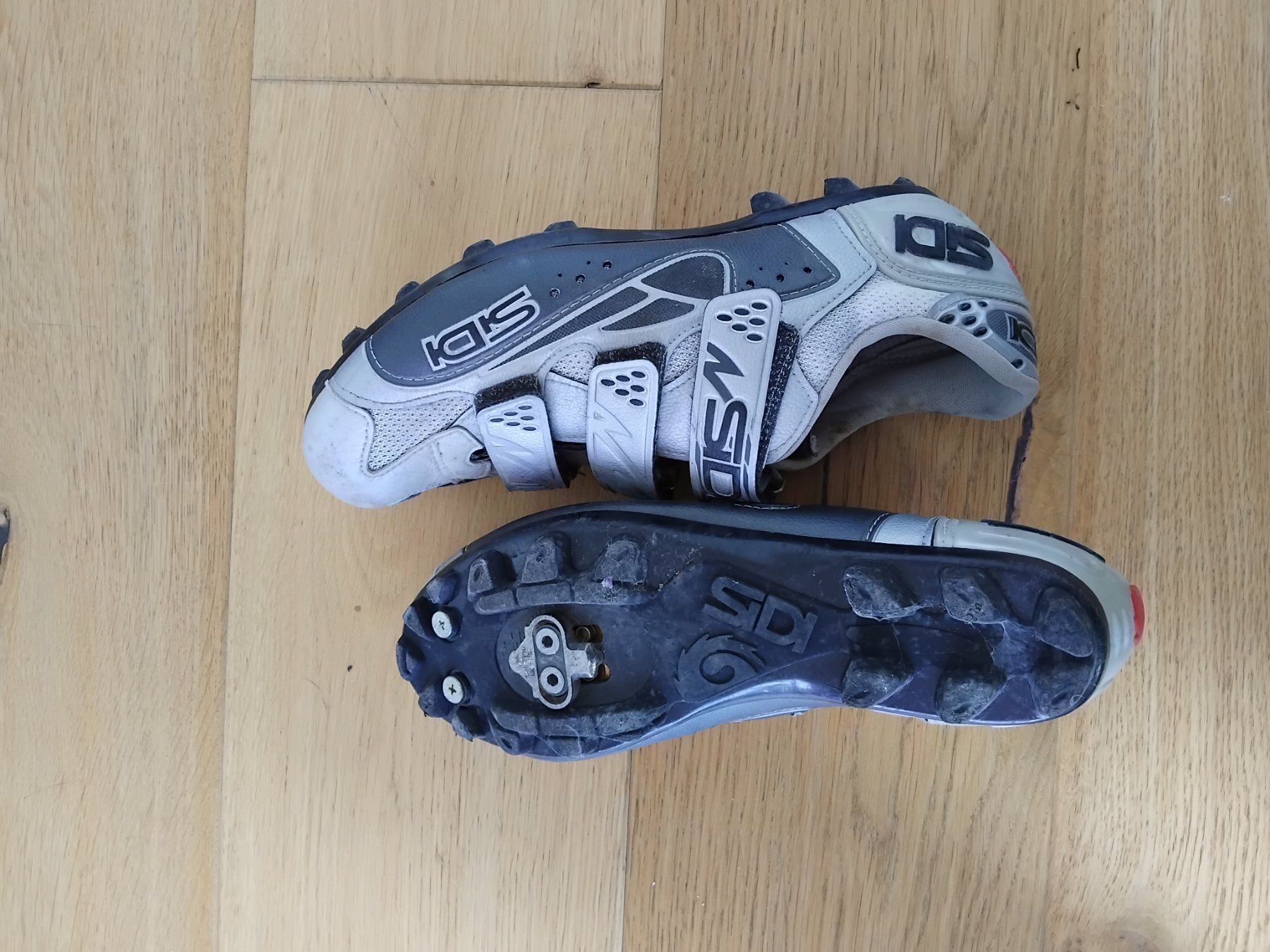 SIDI Chaussures hommes: SIDI MTB SCHUHE GEBRAUCHT – D'occasion à Cordast par Hodelidu 1