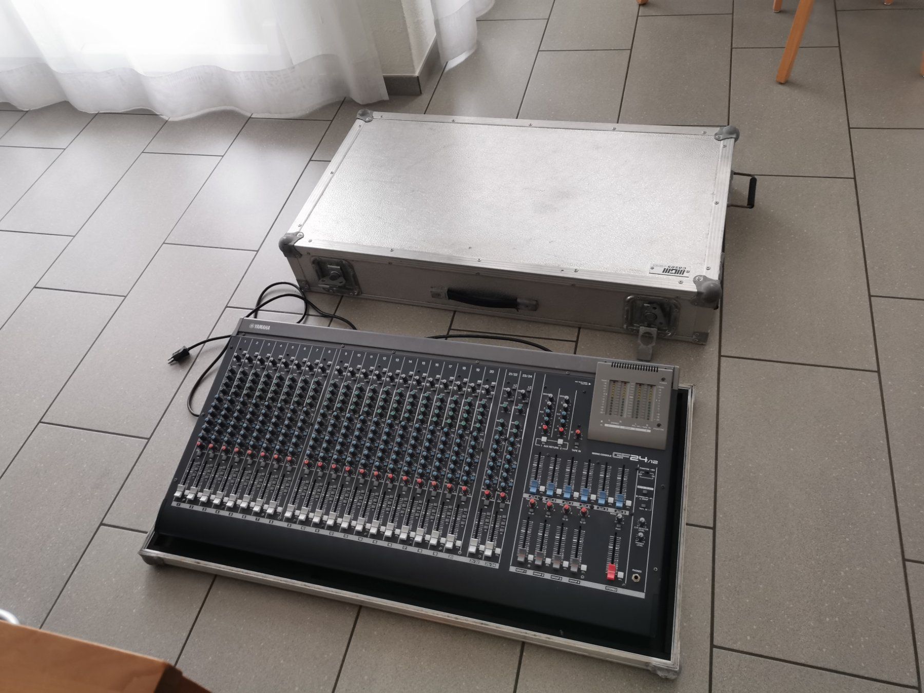 Yamaha Mischpulte: Yamaha GF 24/12 Mischpult mit Case – Gebraucht aus Büron von aj2000