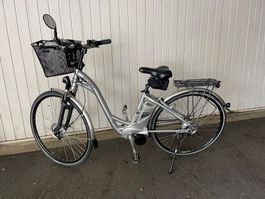 E-Bike Flyer C-Serie silber Aluminium Rahmen guter Zustand