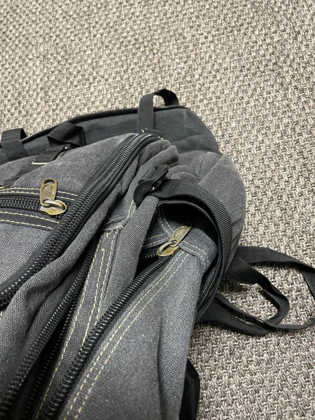 Zaini: Rucksack Or&Mi grau schwarz – Nuovo (secondo la descrizione) da Wädenswil venduto da TristanBrandle 4