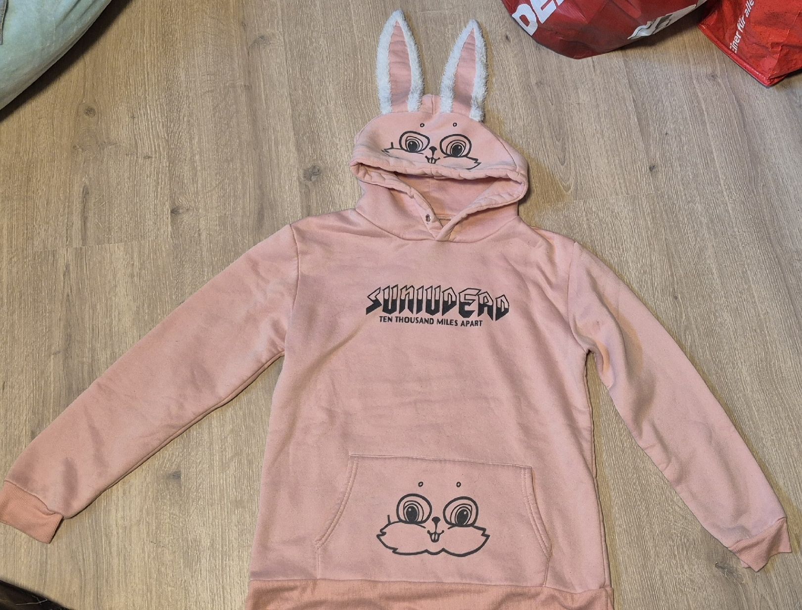 Maglioni & Felpe: packs de deux pulls lapin blanc et rose  – Usato da Yvonand venduto da Melia_Bee 1