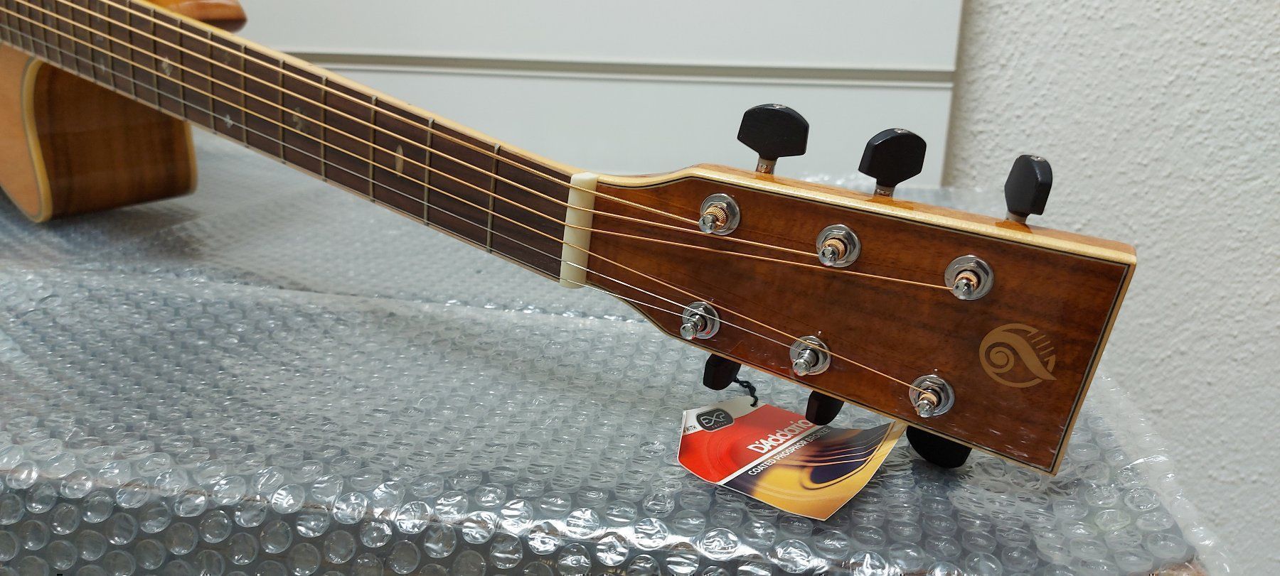 Strumenti musicali: Western-Akustisch gitarre grape W-MES 41A NA – Nuovo (secondo la descrizione) da Glattbrugg venduto da Swissmusik 1