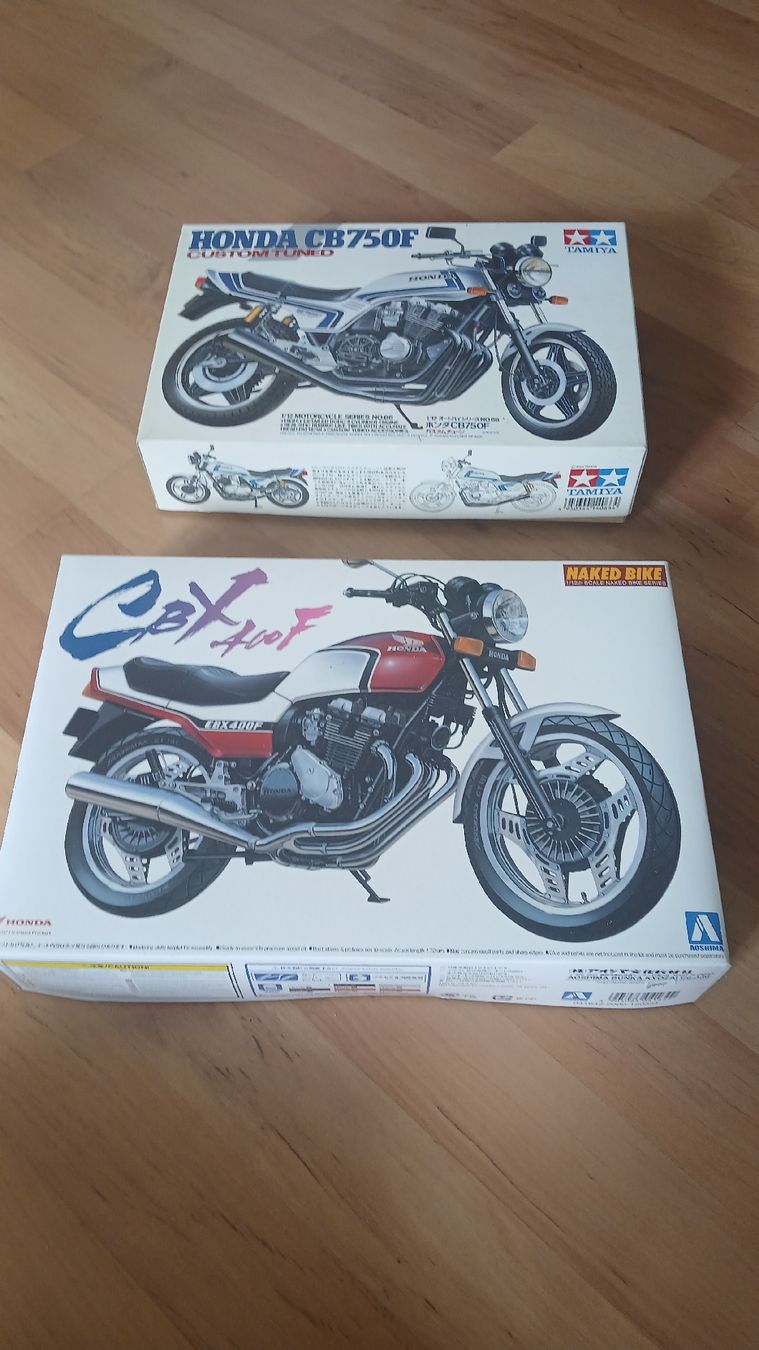 Tamiya Kits de montage: Tamiya Honda CB750F / CBX400F – Neuf (Voir description) à Rickenbach LU par mai_cyk6