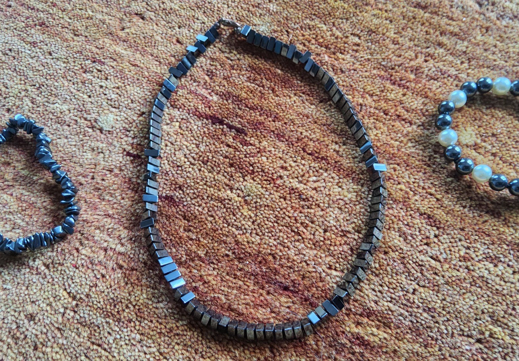 Catenine: Hämatit Halskette & Armband – Usato da Diegten venduto da ayla2009 2