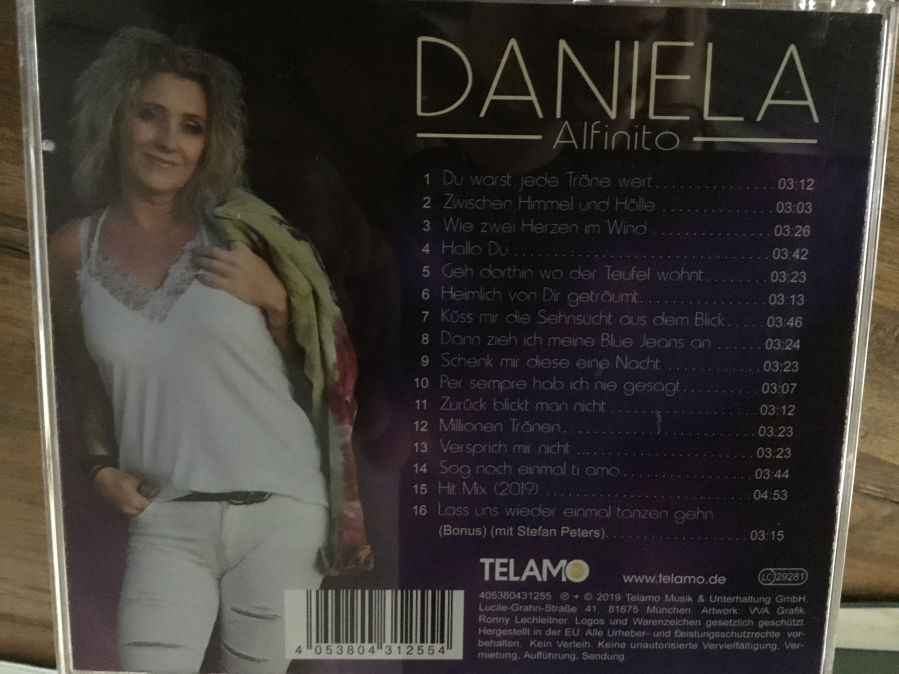 CD: CD Daniela Alfinito Du warst jede Träne wert.    u – Usato da Thierachern venduto da sweden08 1