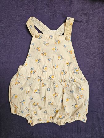Baby Latzhose Gr. 74